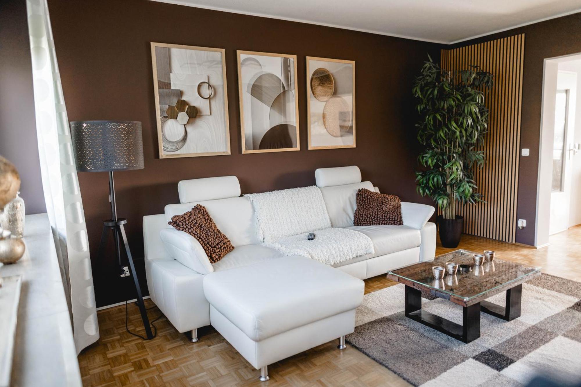Me Homes - Grosse Moderne Designer-Wohnung Fuer Urlaub Und Business - Mit Kueche, Buero, Balkon Und 2 Parkplaetzen Bayreuth Esterno foto